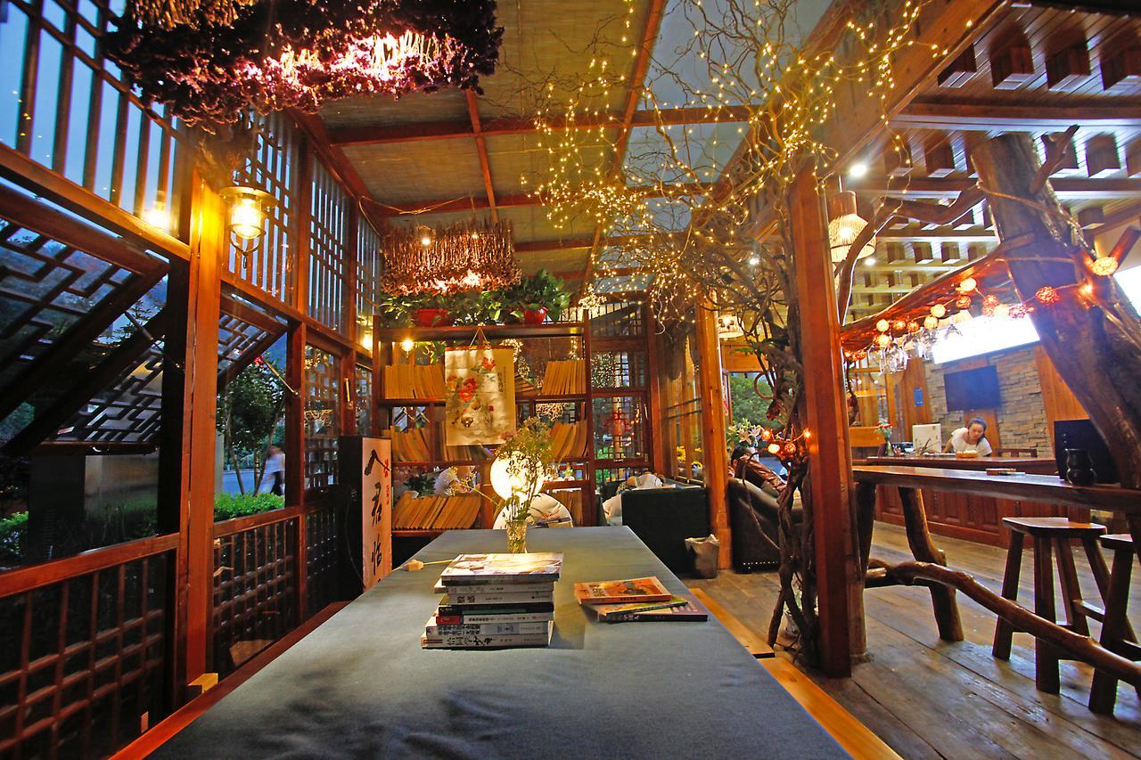Guihua Road 106Th Hostel Zhangjiajie Exterior foto